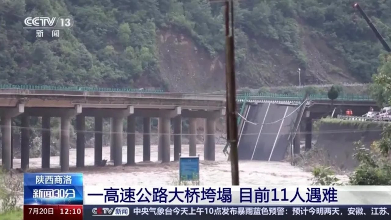 Çin’de köprü çöktü: 12 ölü, 31 kayıp