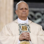 papadan-savas-cagrisi-sivilleri-korumak-ahlaki-sorumluluk-h9mx4NfQ