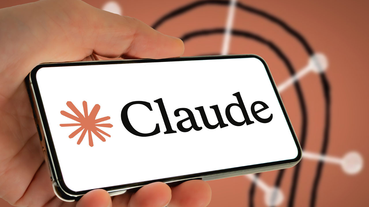 Word, Yazma İşlevinin Ötesine Geçiyor: Yapay Zeka ile Tartışma Dönemi