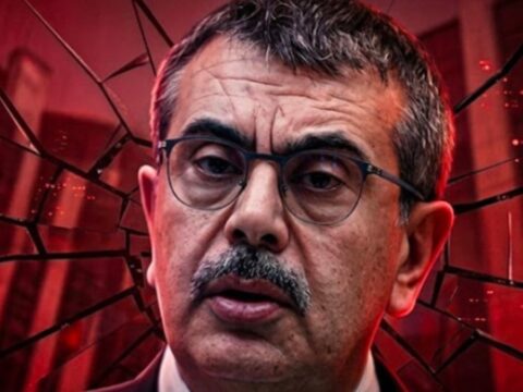 Yusuf tekin ilkokulda bu olaylari yasamis sayin tekin siz hangi turkiyede okudunuz jIS3wOQK